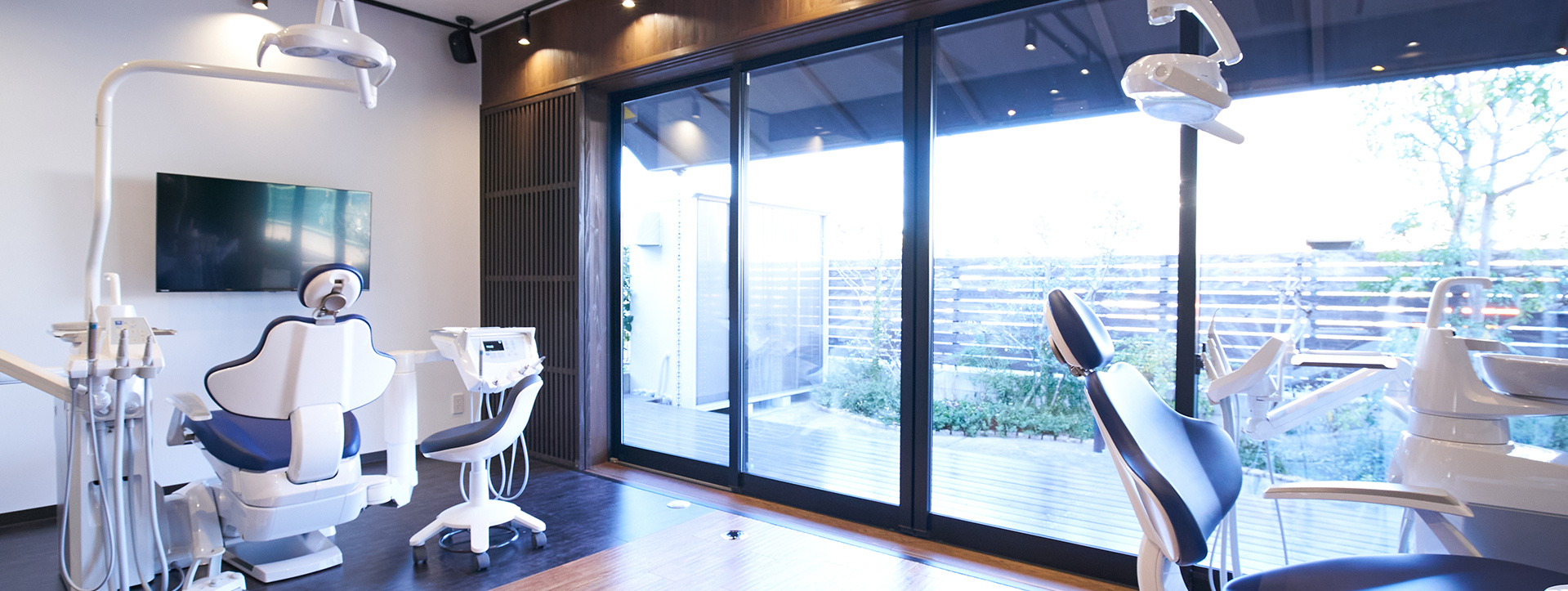 メインビジュアル2